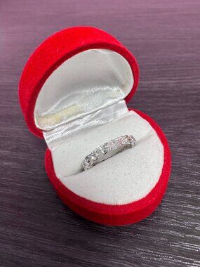 14K White Gold Diamond Eternity Band Size 6.5